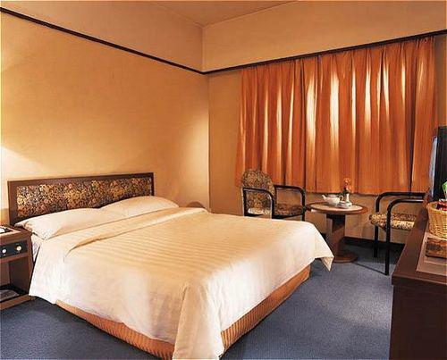 Gloria Inn Shenyang Exteriör bild